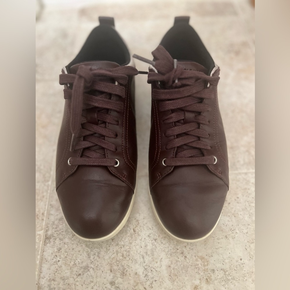 Leather Cole haan shoes super lightweight and comfortable.